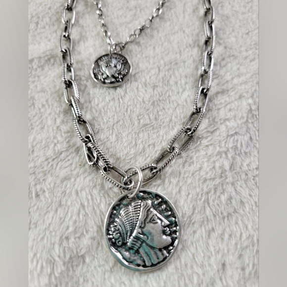 NWOT Antiqued Silver Tone Multi Layered Coin Chain Necklace - Picture 4 of 11